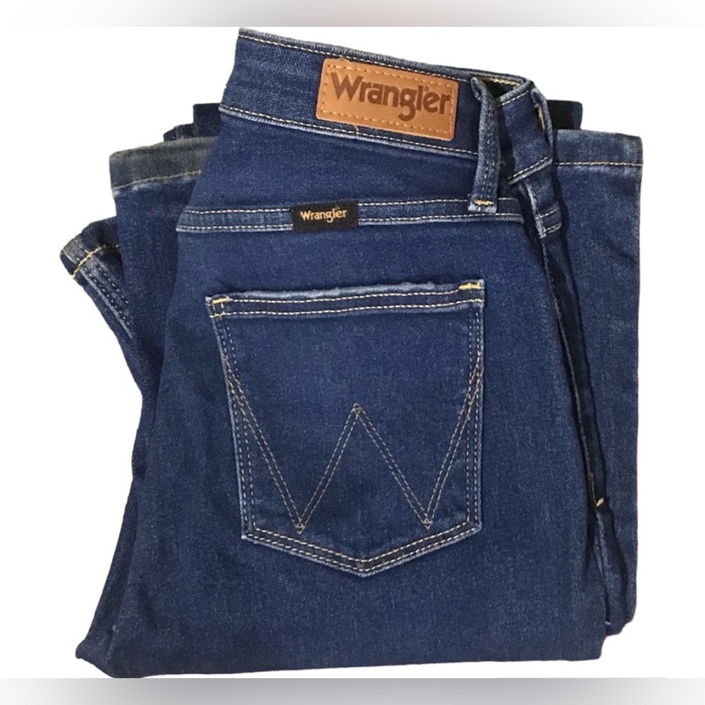 Wrangler Flare Jeans Size 25/34 Worn Once